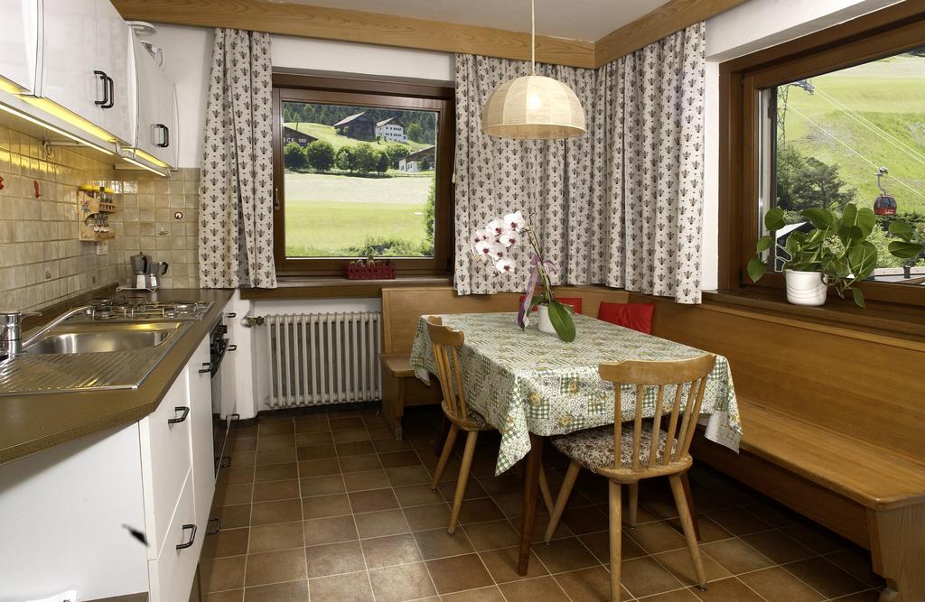 Appartements Tlusel オルティゼーイ 部屋 写真