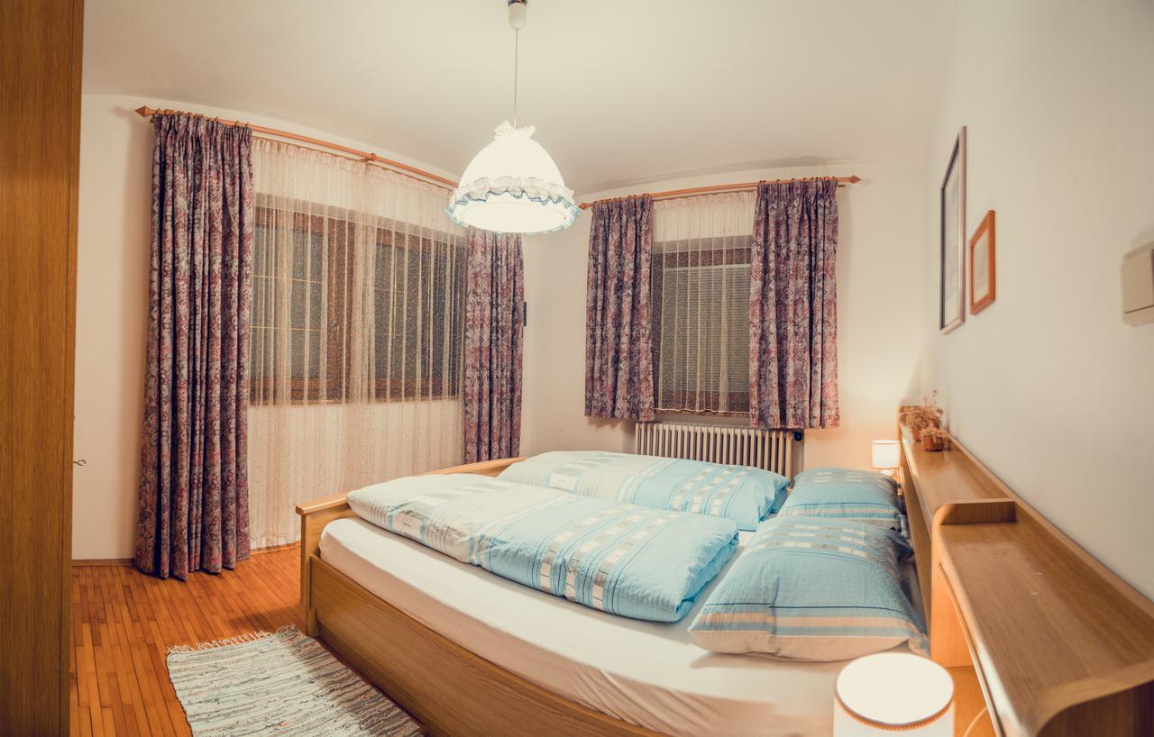 Appartements Tlusel オルティゼーイ エクステリア 写真
