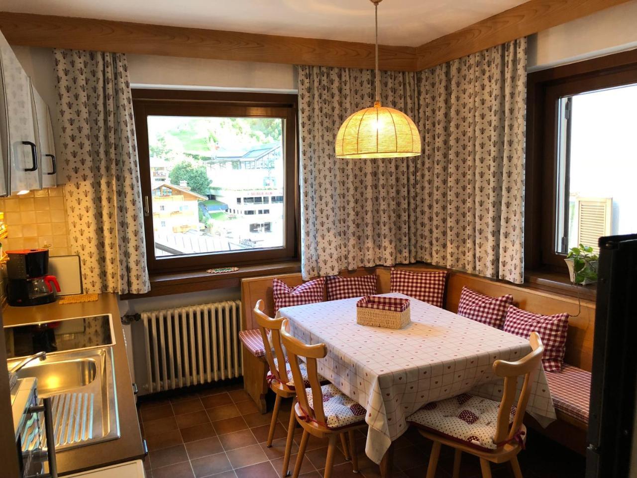 Appartements Tlusel オルティゼーイ エクステリア 写真